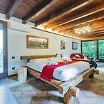 Проживание в семье La Corte Dei Tre Nidi