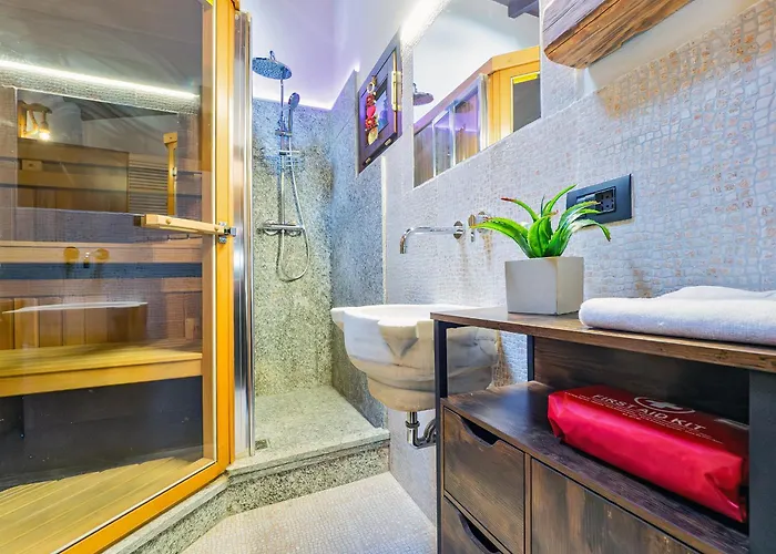 La Corte Dei Tre Nidi * Albavilla