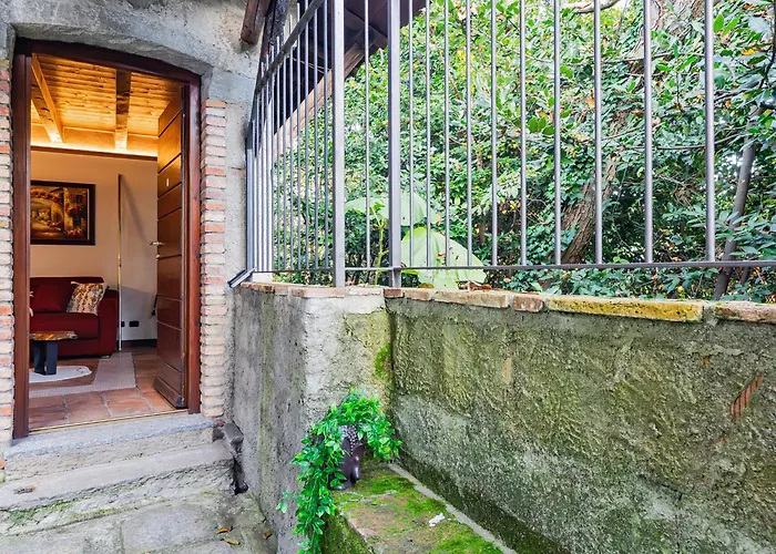 Проживание в семье La Corte Dei Tre Nidi *