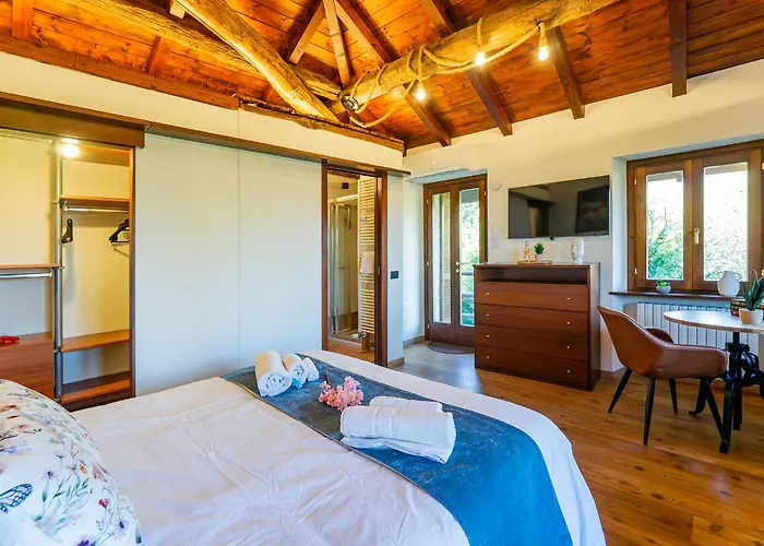 Проживание в семье La Corte Dei Tre Nidi Albavilla