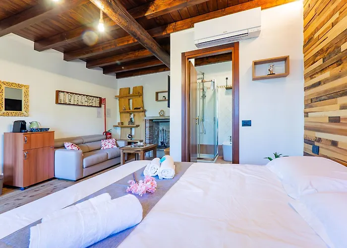 La Corte Dei Tre Nidi * Albavilla