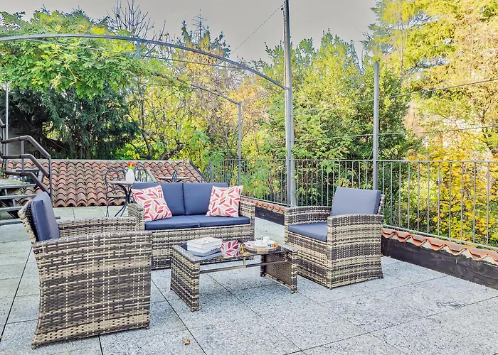 Проживание в семье La Corte Dei Tre Nidi Albavilla