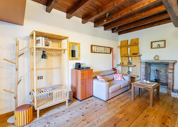 La Corte Dei Tre Nidi * Albavilla